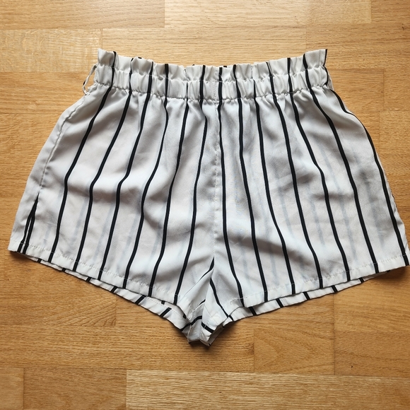 Shein Shorts - Picture 1 of 8